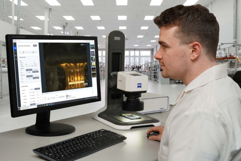 Vision Engineering and Zeiss collaborate to produce DeepFocus 1: an innovative and competitive Extended Depth of Focus (EDoF) microscope solution